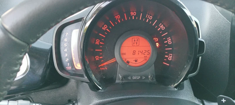 Toyota Aygo R-line AUTOMAT , снимка 10 - Автомобили и джипове - 49714768