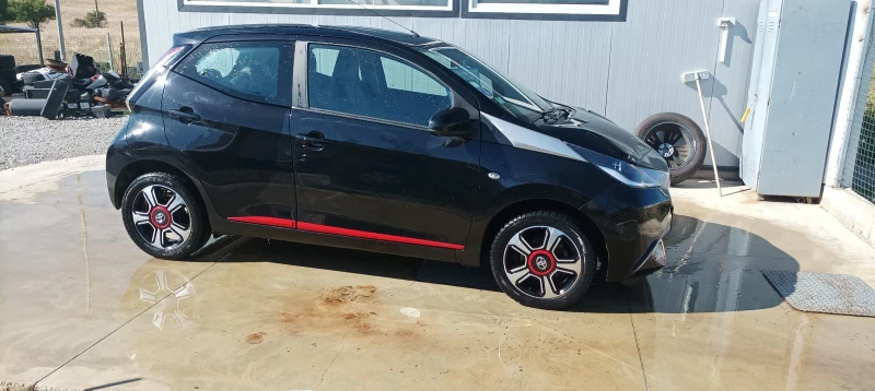 Toyota Aygo R-line AUTOMAT , снимка 3 - Автомобили и джипове - 49714768