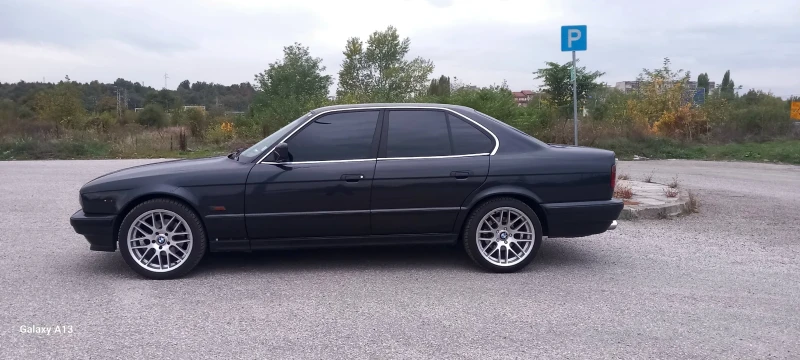 BMW 520 2.0 газ , снимка 4 - Автомобили и джипове - 51912403