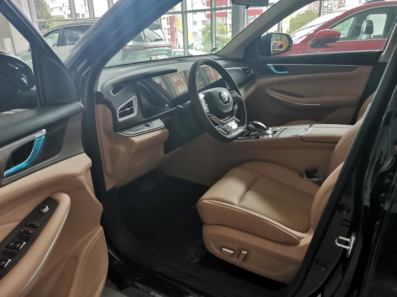 DONGFENG E5, снимка 6 - Автомобили и джипове - 50220959