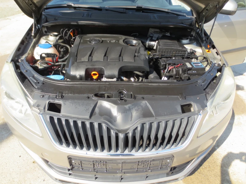 Skoda Fabia 1.6 TDI, снимка 16 - Автомобили и джипове - 51427703