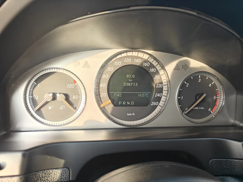 Mercedes-Benz C 220 CDI, AMG пакет, снимка 12 - Автомобили и джипове - 52252995