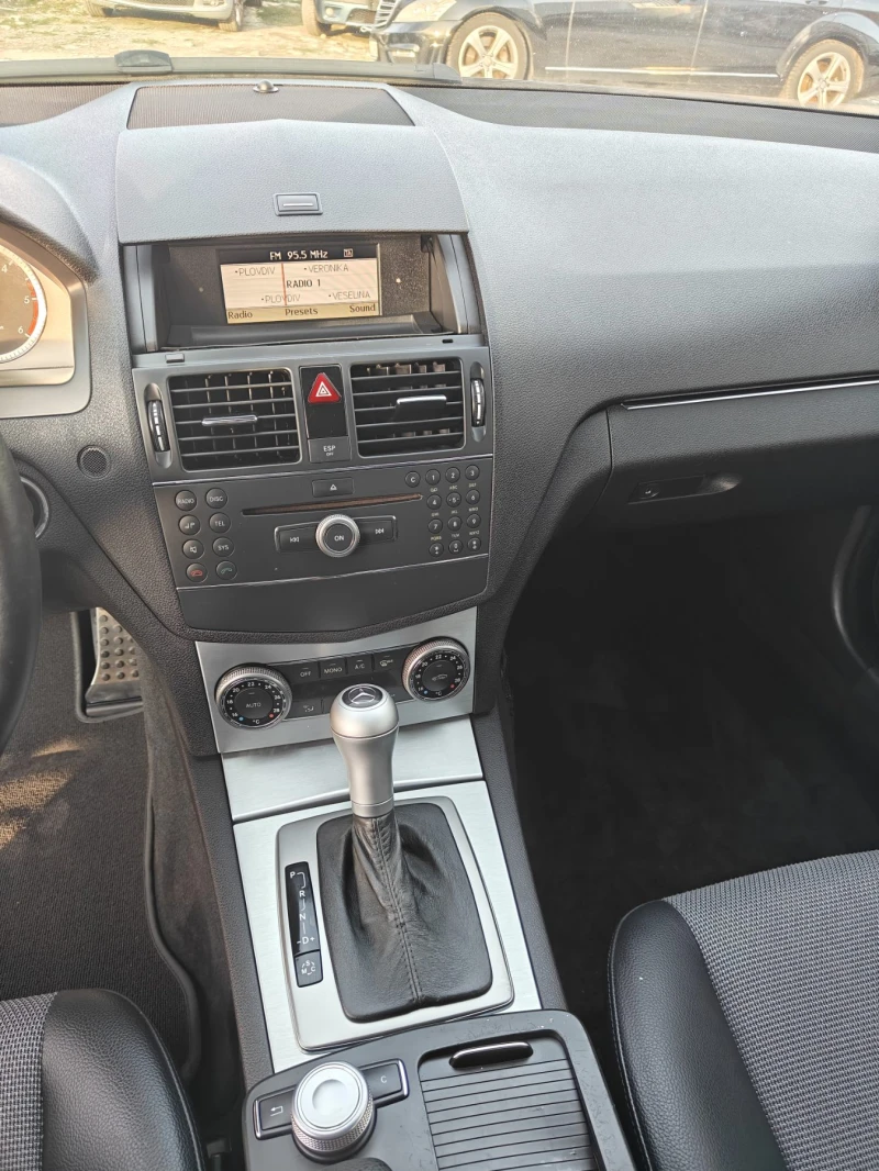 Mercedes-Benz C 220 CDI, AMG пакет, снимка 11 - Автомобили и джипове - 52252995