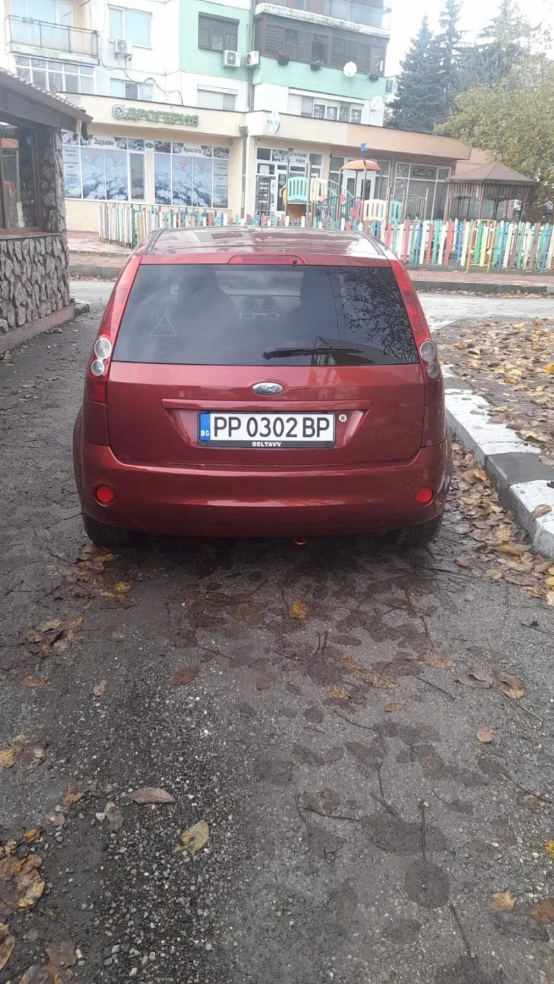 Ford Fiesta, снимка 6 - Автомобили и джипове - 52432272