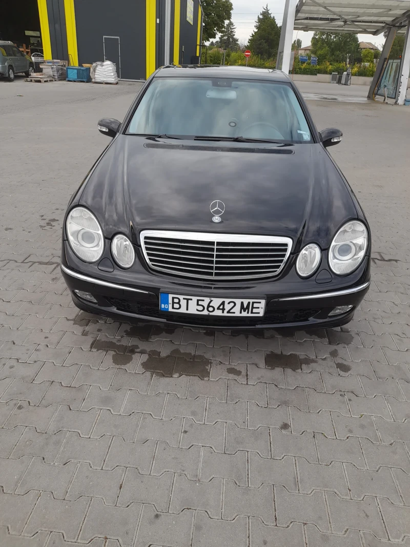 Mercedes-Benz E 320, снимка 13 - Автомобили и джипове - 52866866
