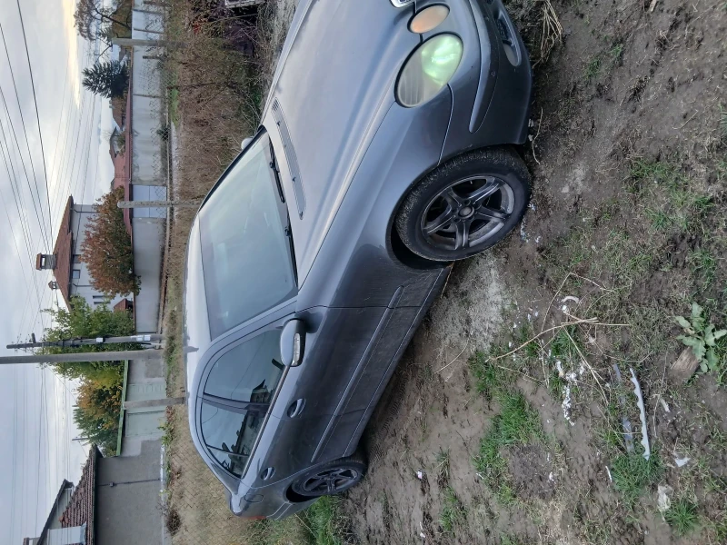 Mercedes-Benz E 220, снимка 3 - Автомобили и джипове - 53036160