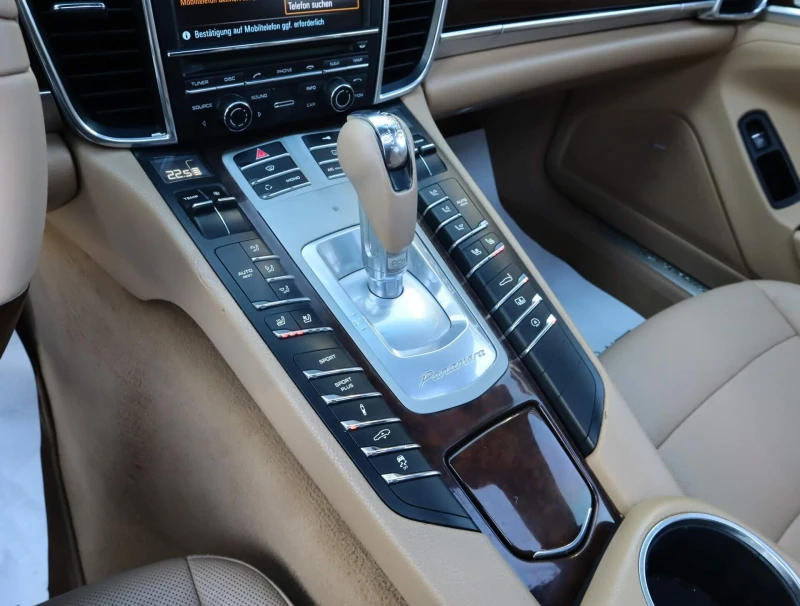 Porsche Panamera 4S/Bose/Sport Chrono/PDK/Шибедах/PDLS/, снимка 9 - Автомобили и джипове - 53190818