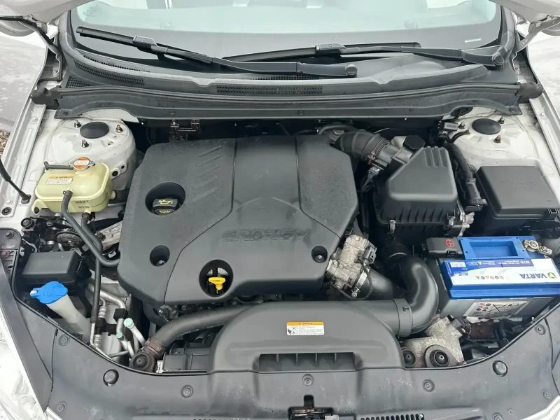 Kia Ceed 1.6CRDI 90kc, снимка 16 - Автомобили и джипове - 53203717