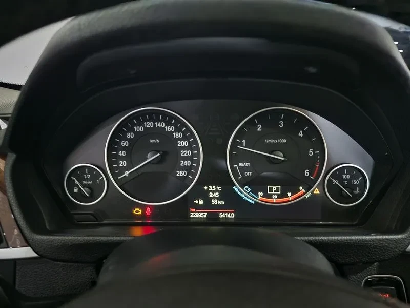 BMW 320 (F30), снимка 4 - Автомобили и джипове - 54960558