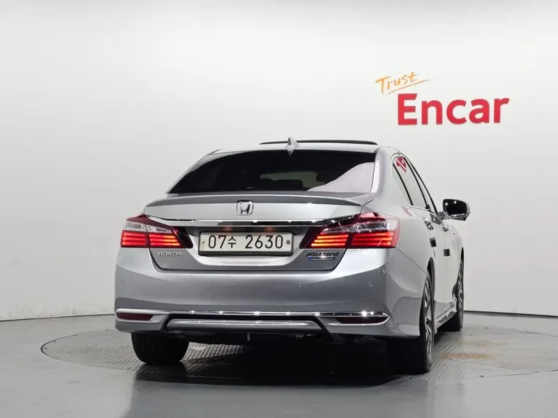 Honda Accord 2.0 Hybrid 9Th Generation | Mobile.bg � ����������� 7