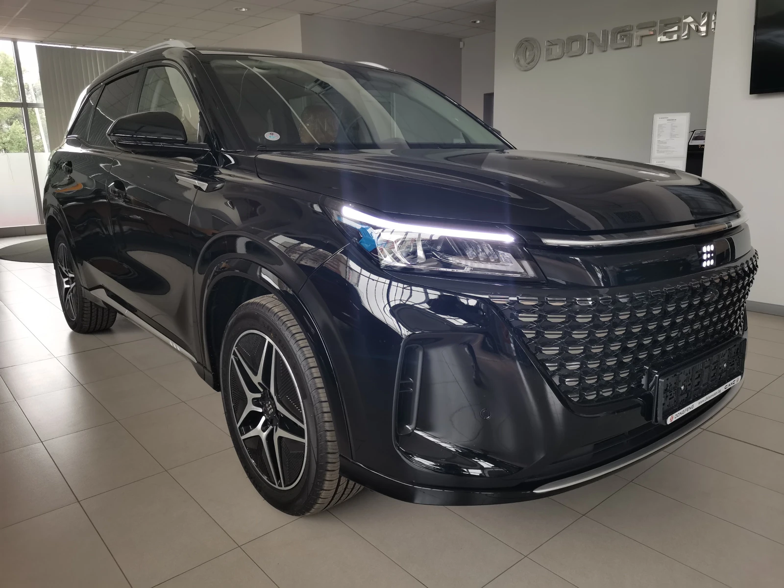 DONGFENG E5, снимка 1