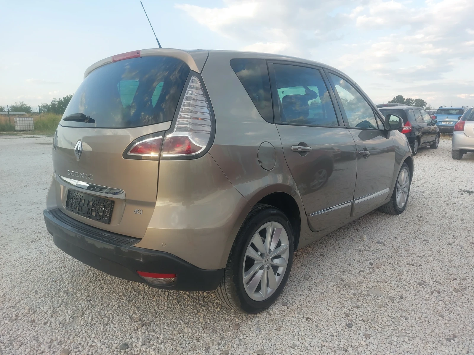 Renault Grand scenic 1.5DCI - изображение 5