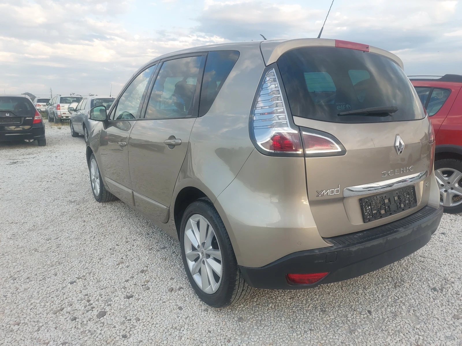 Renault Grand scenic 1.5DCI - изображение 7