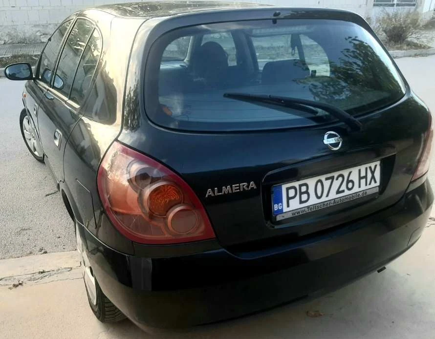 Nissan Almera Hatchback (N16) 1.5 - изображение 3