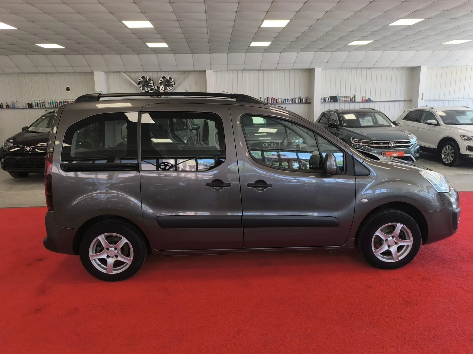 Peugeot Partner Tepee / 1.6 petrol 98hp / EU6 - изображение 7