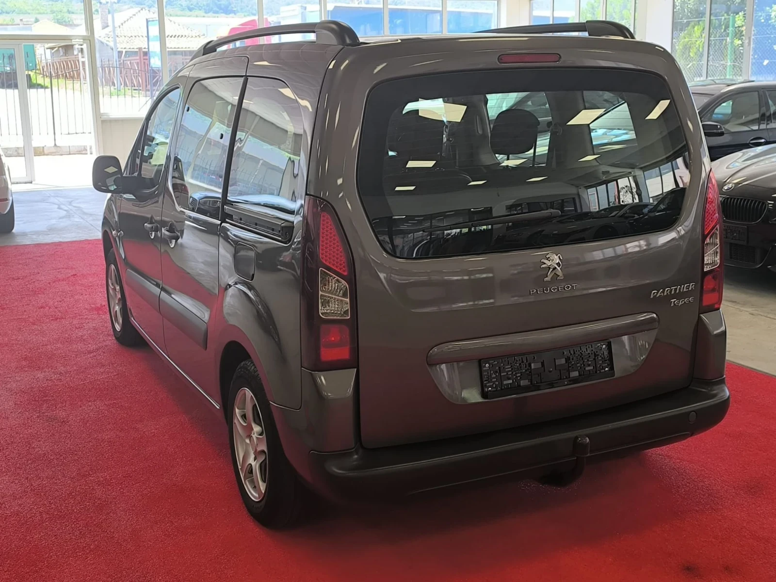 Peugeot Partner Tepee / 1.6 petrol 98hp / EU6 - изображение 4