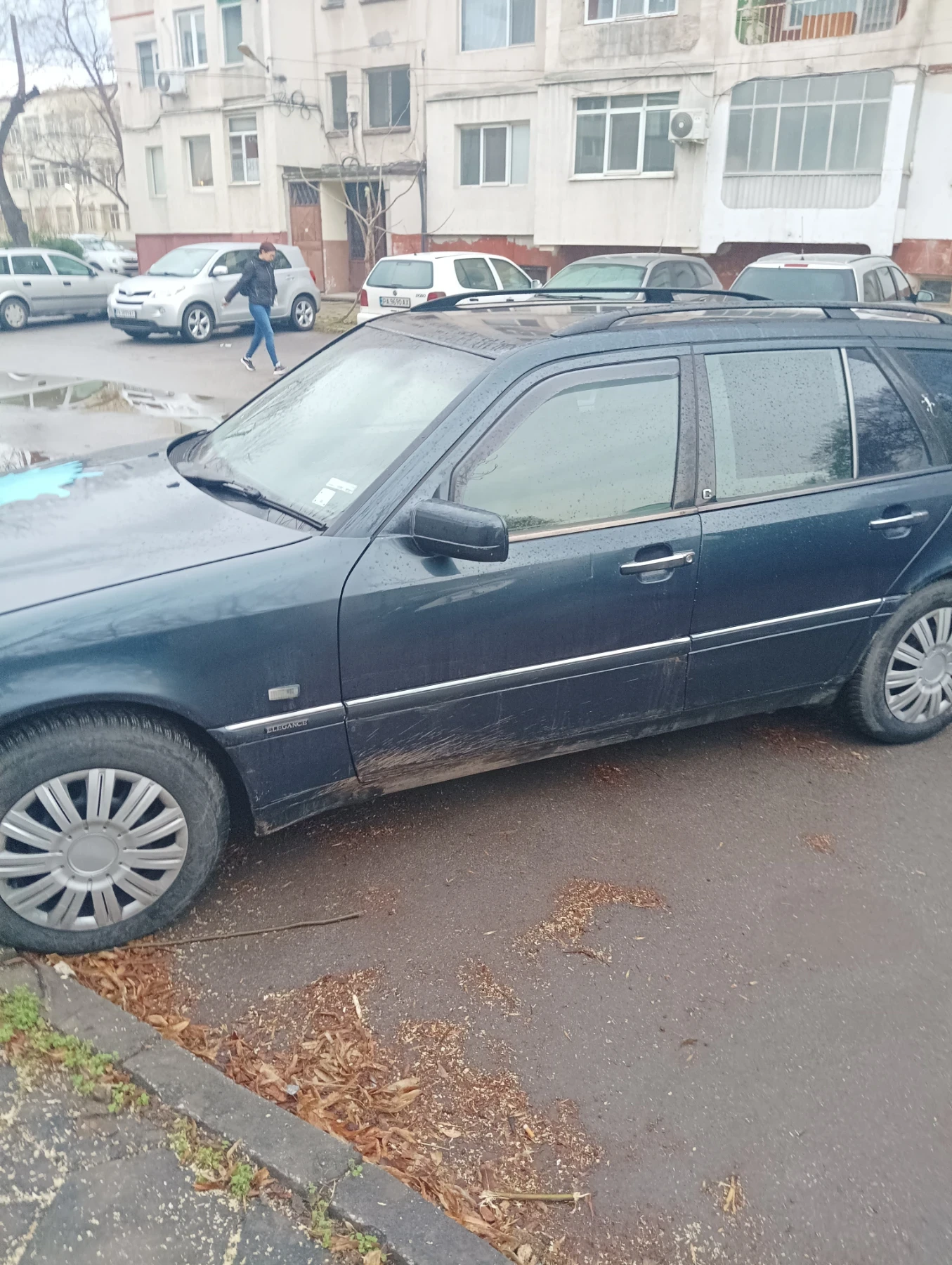 Mercedes-Benz C 180  - изображение 3