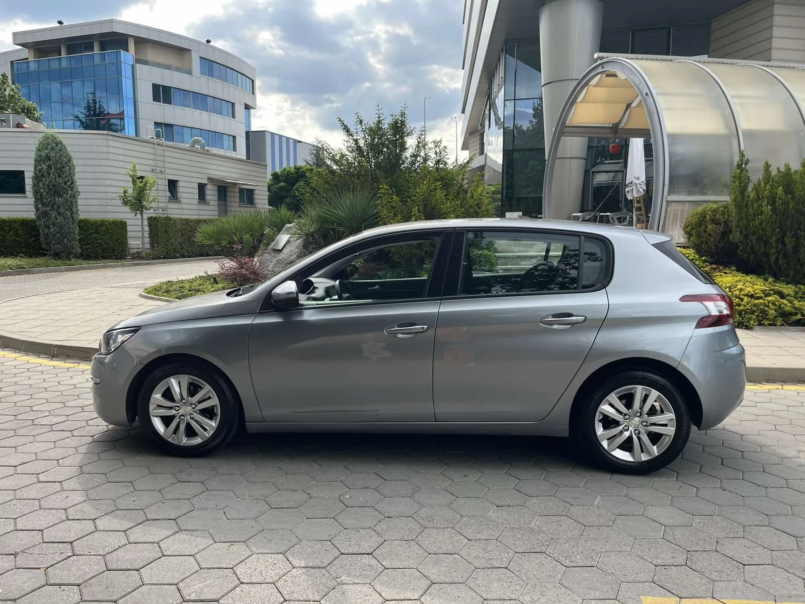 Peugeot 308  - изображение 9