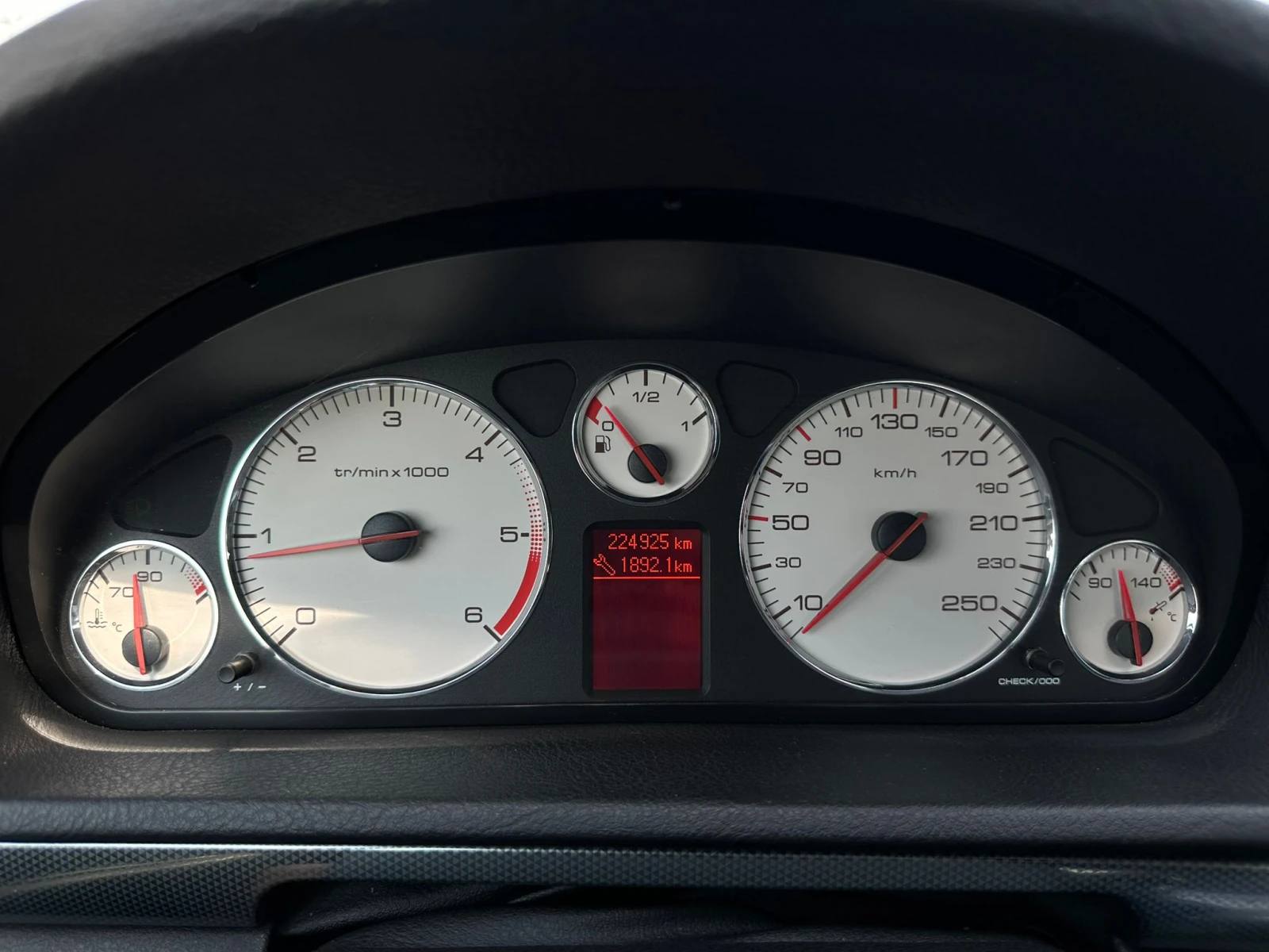 Peugeot 407 / 2.0 HDI / 136 HP / EURO 4 / TOP / | Mobile.bg   15