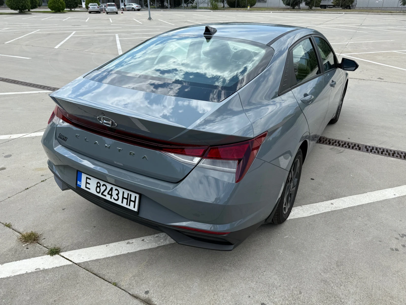 Hyundai Elantra SEL 2.0 MPI - изображение 6