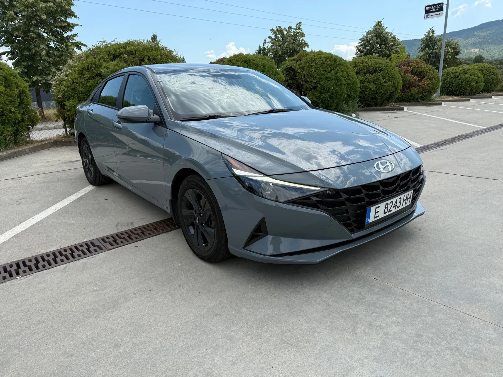 Hyundai Elantra SEL 2.0 MPI - изображение 3