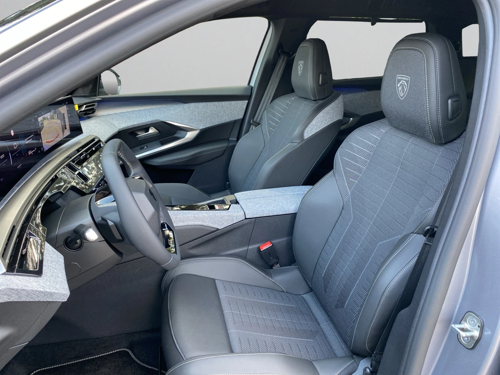 Peugeot 5008 GT 1.2 145 HYBRID 48V e-DCS6 Гаранция до 08.2030 г - изображение 10
