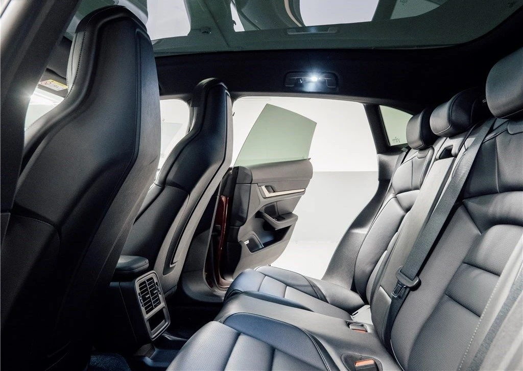 Porsche Taycan Cross Turismo 4 93.4 kWh - изображение 10