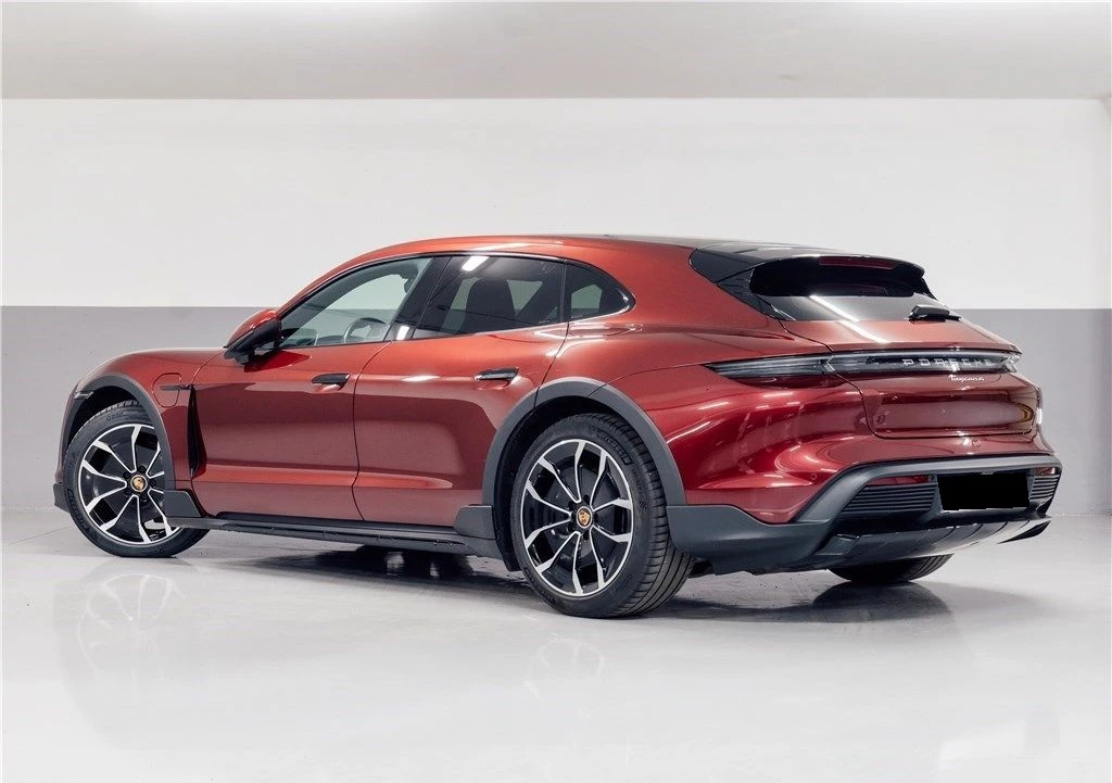 Porsche Taycan Cross Turismo 4 93.4 kWh - изображение 3