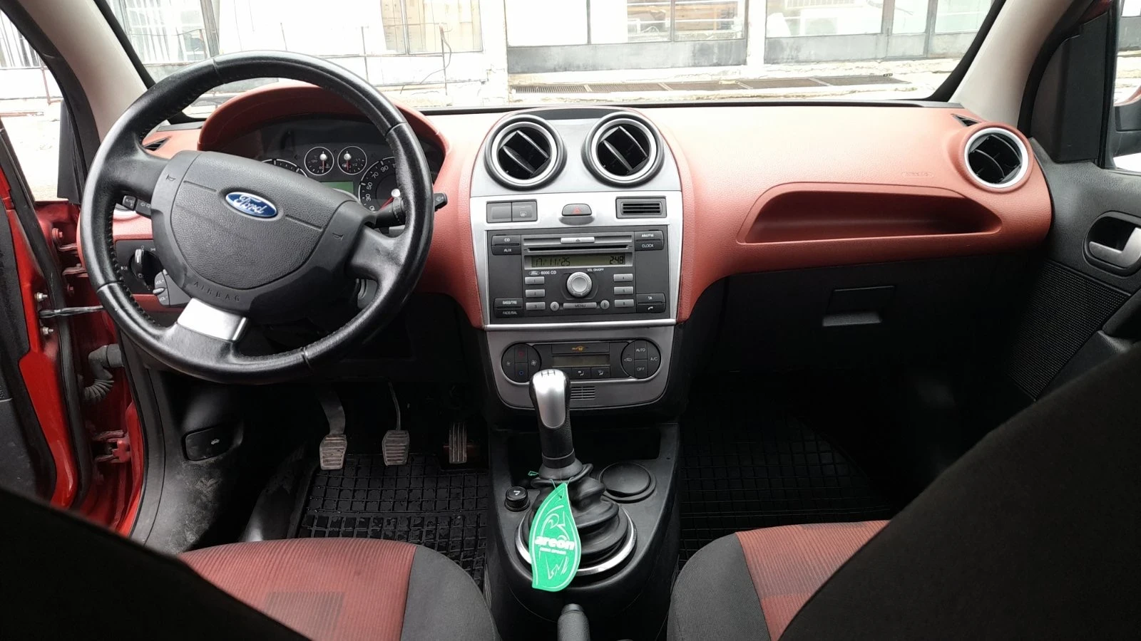 Ford Fiesta | Mobile.bg   8