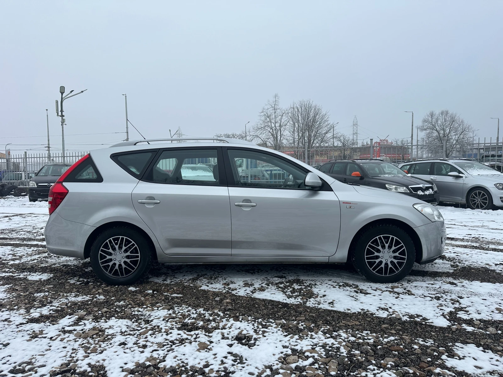 Kia Ceed 1.6CRDI 90kc - изображение 6