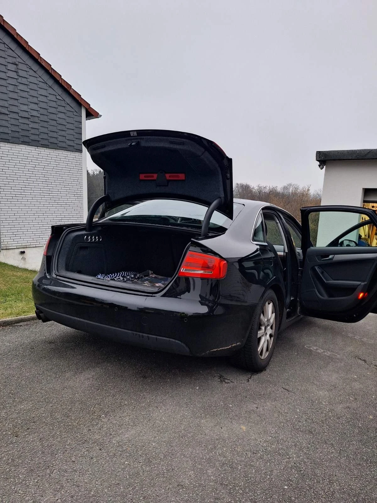 Audi A4 1.8, 160к.с - изображение 9