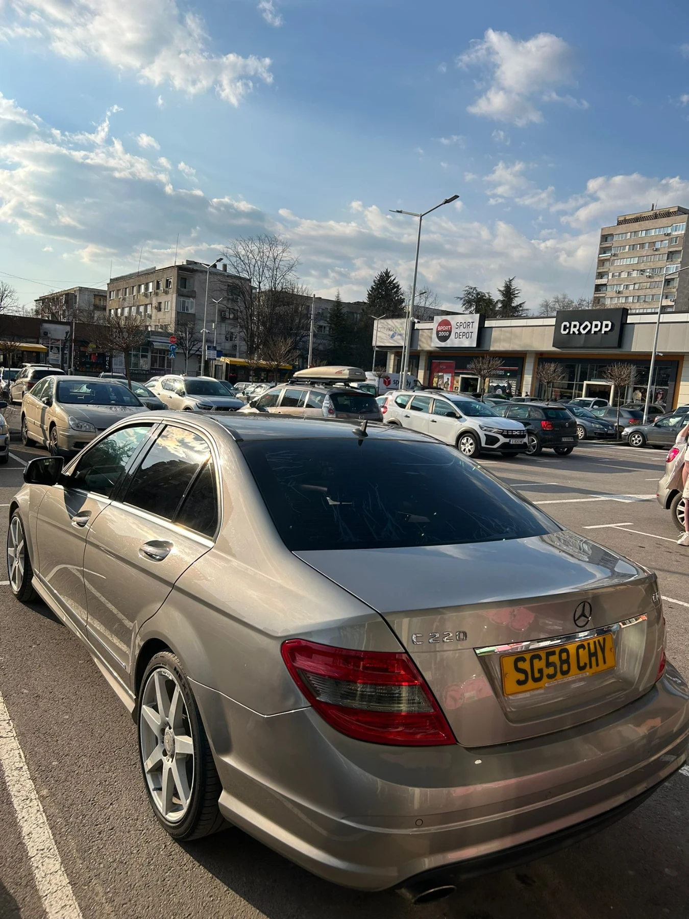Mercedes-Benz C 220, снимка 4 - Автомобили и джипове - 53738513