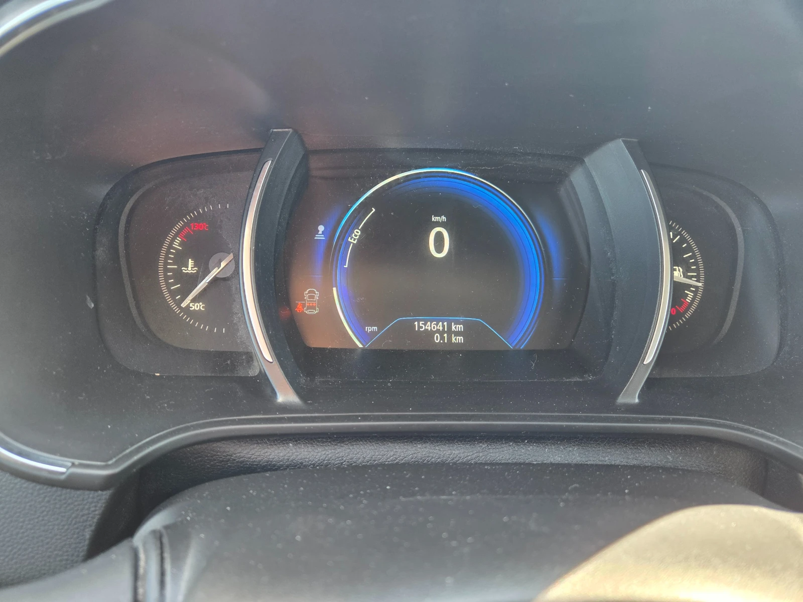 Renault Megane 1.5DCi-Нави, снимка 9 - Автомобили и джипове - 53768649