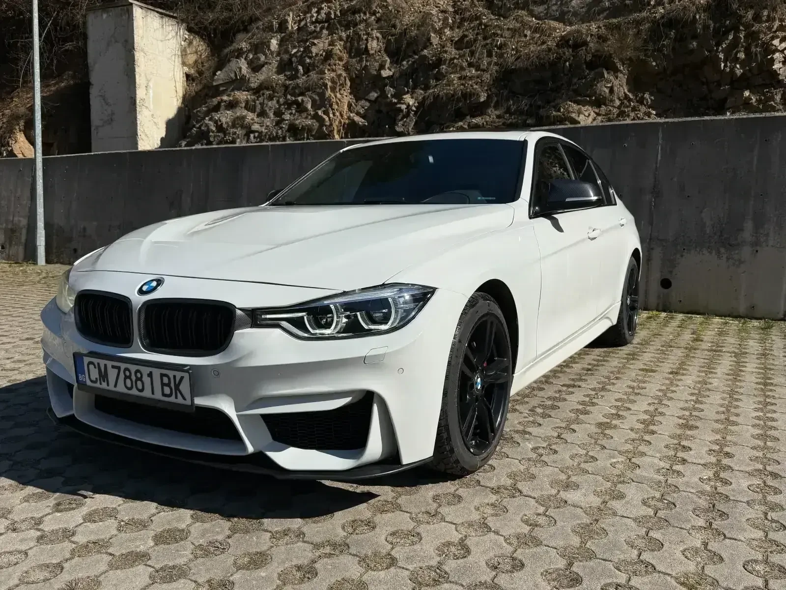 BMW 340, снимка 2 - Автомобили и джипове - 53849579