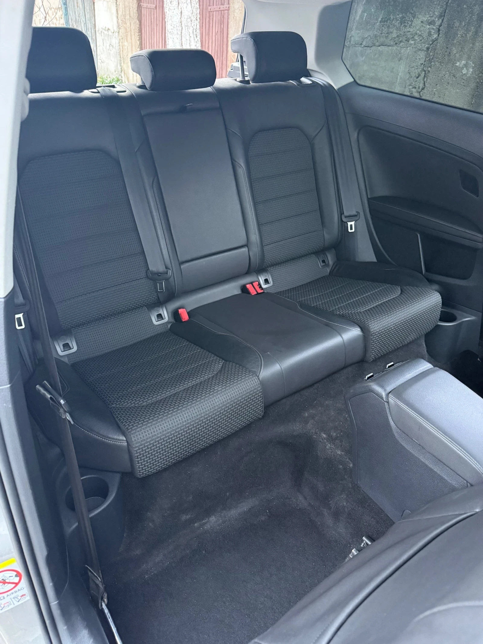 VW Golf 1.4TSI DSG, снимка 12 - Автомобили и джипове - 53978818