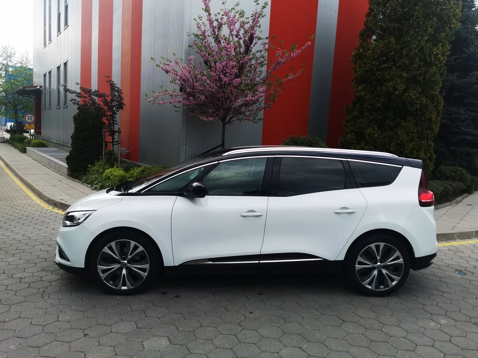 Renault Grand scenic 1.6 130к.с 