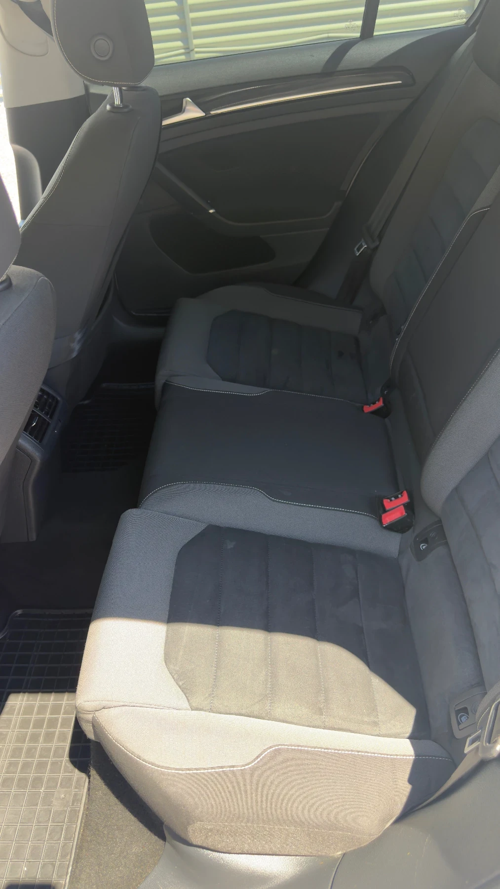 VW Golf 1.6TDI110HP!7DSG!AUTOHOLD!HIGHLINE!ОБСЛУЖЕН!TOP!, снимка 12 - Автомобили и джипове - 54766543