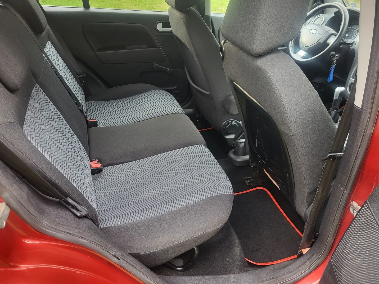 Ford Fusion 1.4i, снимка 7 - Автомобили и джипове - 54799893