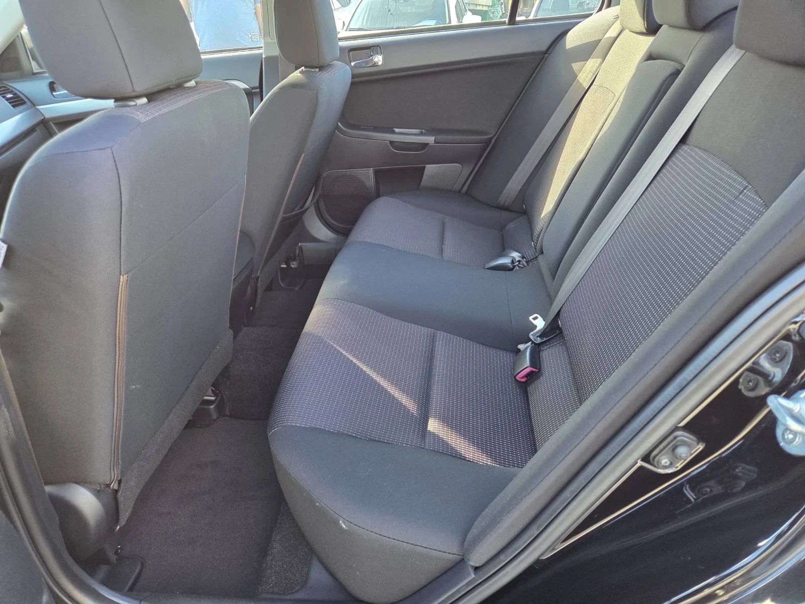 Mitsubishi Lancer 1.8, снимка 7 - Автомобили и джипове - 54961242