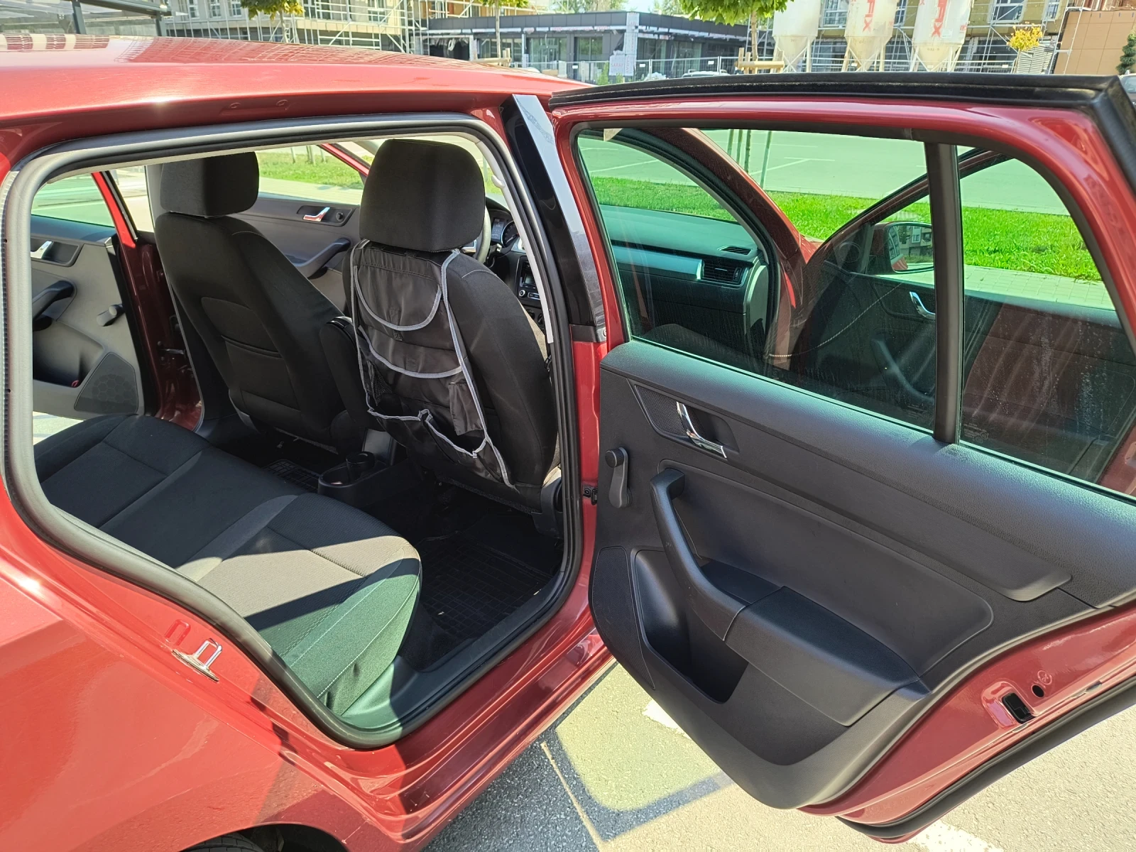 Skoda Rapid Spaceback Facelift, снимка 11 - Автомобили и джипове - 55362776
