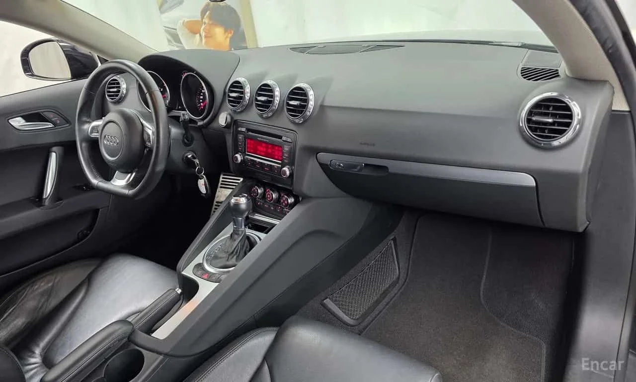 Audi Tt * Coupe 2.0 TFSI * ЦЕНА ДО БГ, снимка 7 - Автомобили и джипове - 55629559