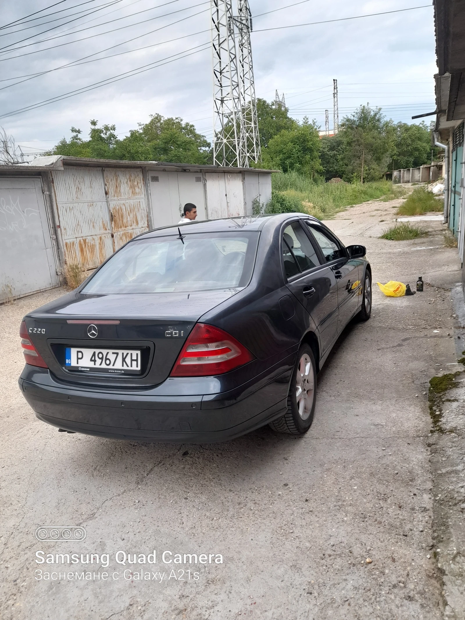 Mercedes-Benz C 220, снимка 3 - Автомобили и джипове - 55681452