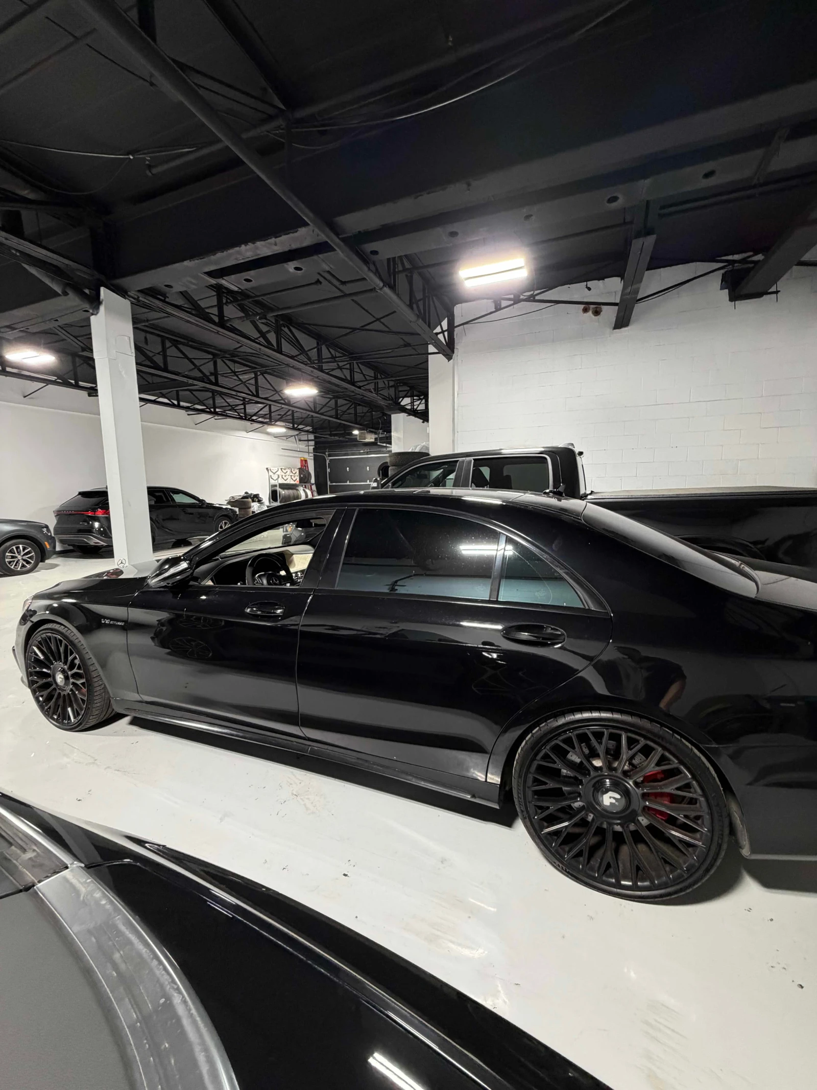 Mercedes-Benz S 63 AMG * АВТОКРЕДИТ БЕЗ ПЪРВОНАЧАЛНА ВНОСКА* , снимка 10 - Автомобили и джипове - 55831370