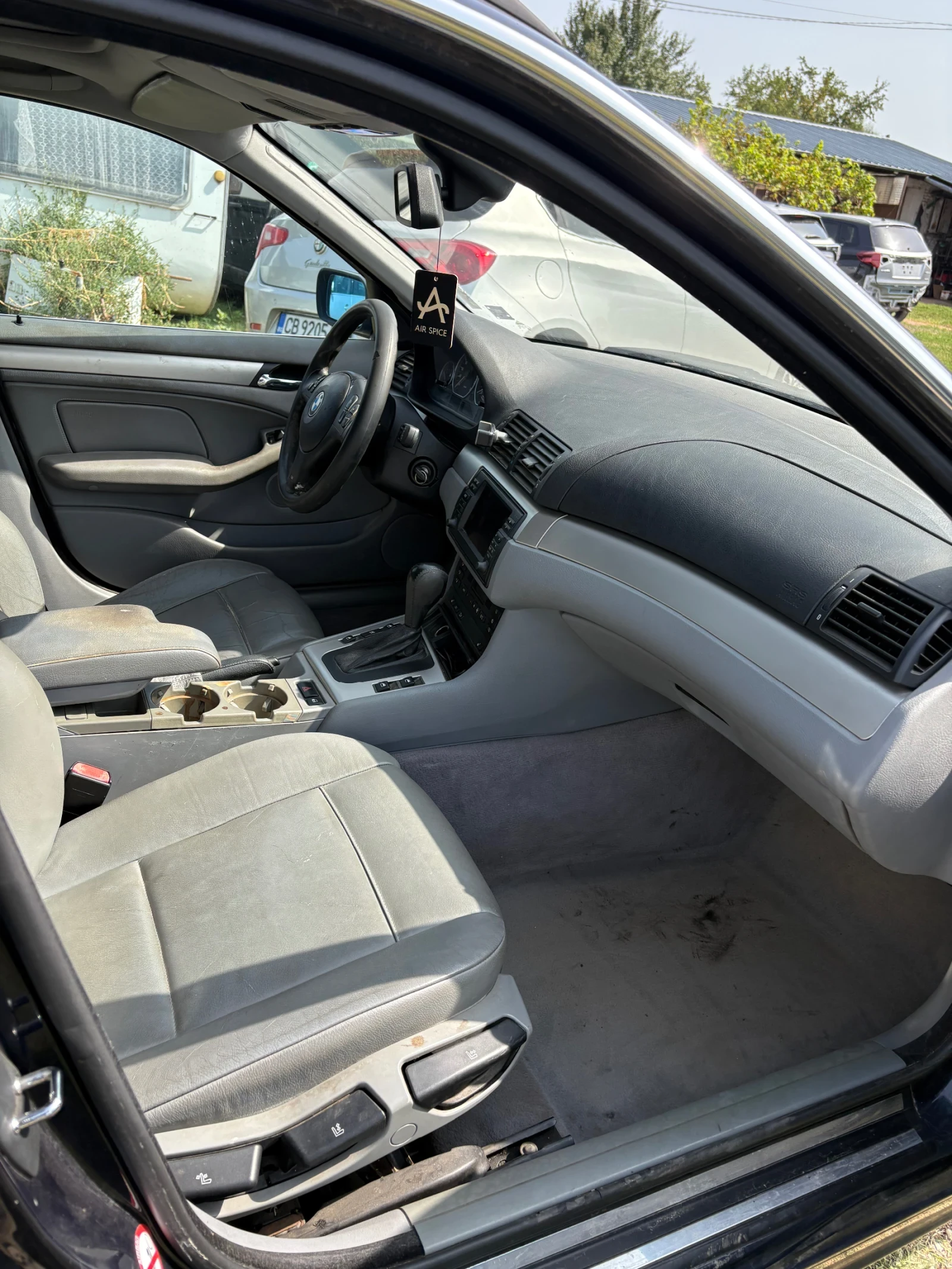 BMW 330 Xdrive, снимка 7 - Автомобили и джипове - 55890836