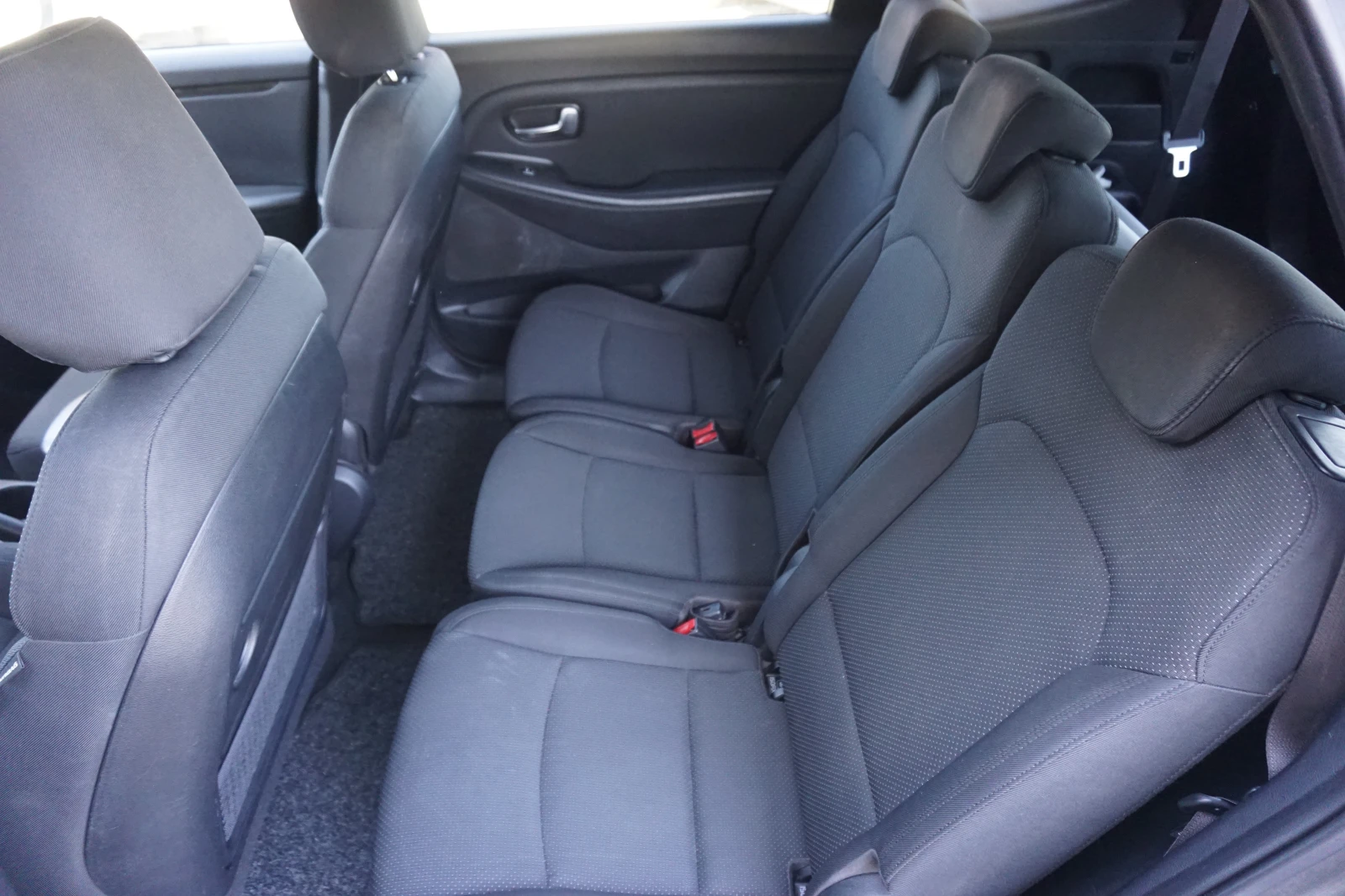 Kia Carens 1.7/�������/7����� | Mobile.bg � ����������� 14