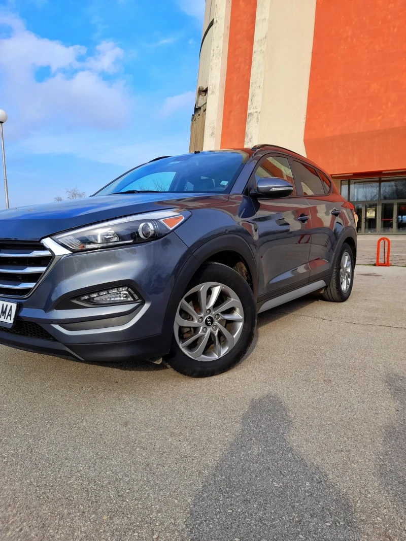 Hyundai Tucson 2.0 Romano Gaz, снимка 3 - Автомобили и джипове - 47007957