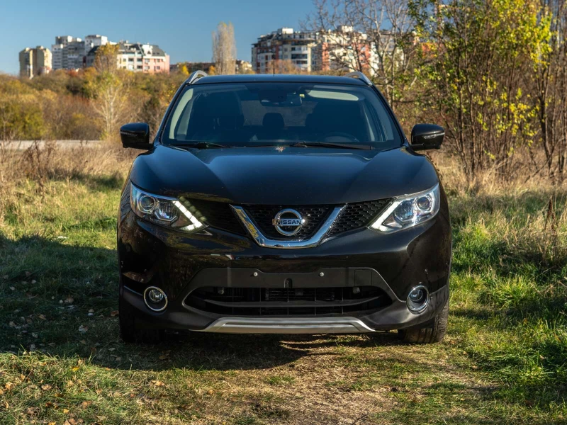 Nissan Qashqai 1.6DCI 4x4 AVTOMAT NAVI E6B BLACK EDITION, снимка 4 - Автомобили и джипове - 48068541