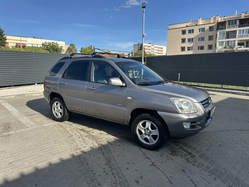 Kia Sportage, снимка 4 - Автомобили и джипове - 48615170