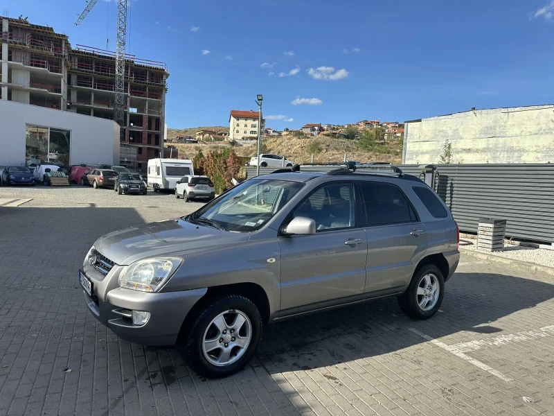 Kia Sportage, снимка 2 - Автомобили и джипове - 48615170