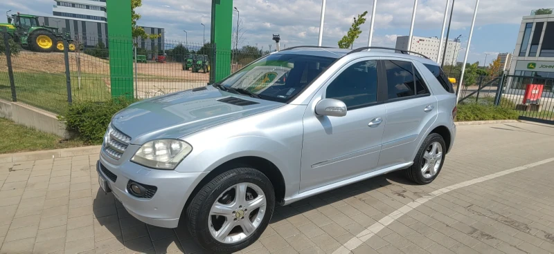 Mercedes-Benz ML 320, снимка 4 - Автомобили и джипове - 51464297